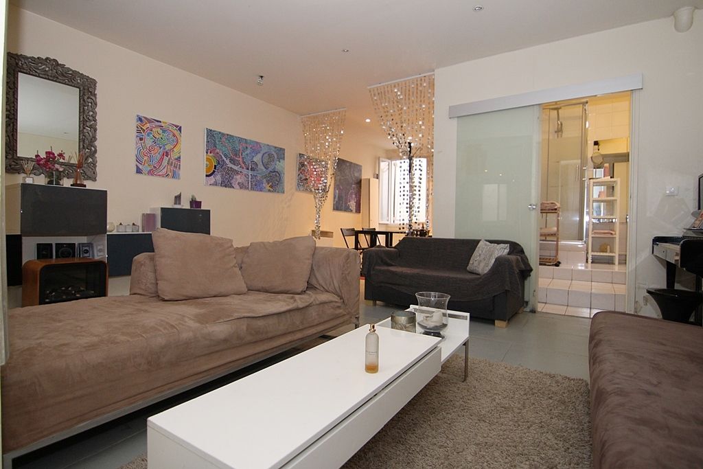 Vente Atelier d'artiste 3&nbsp;Pièces 52.4&nbsp;m² Paris 11