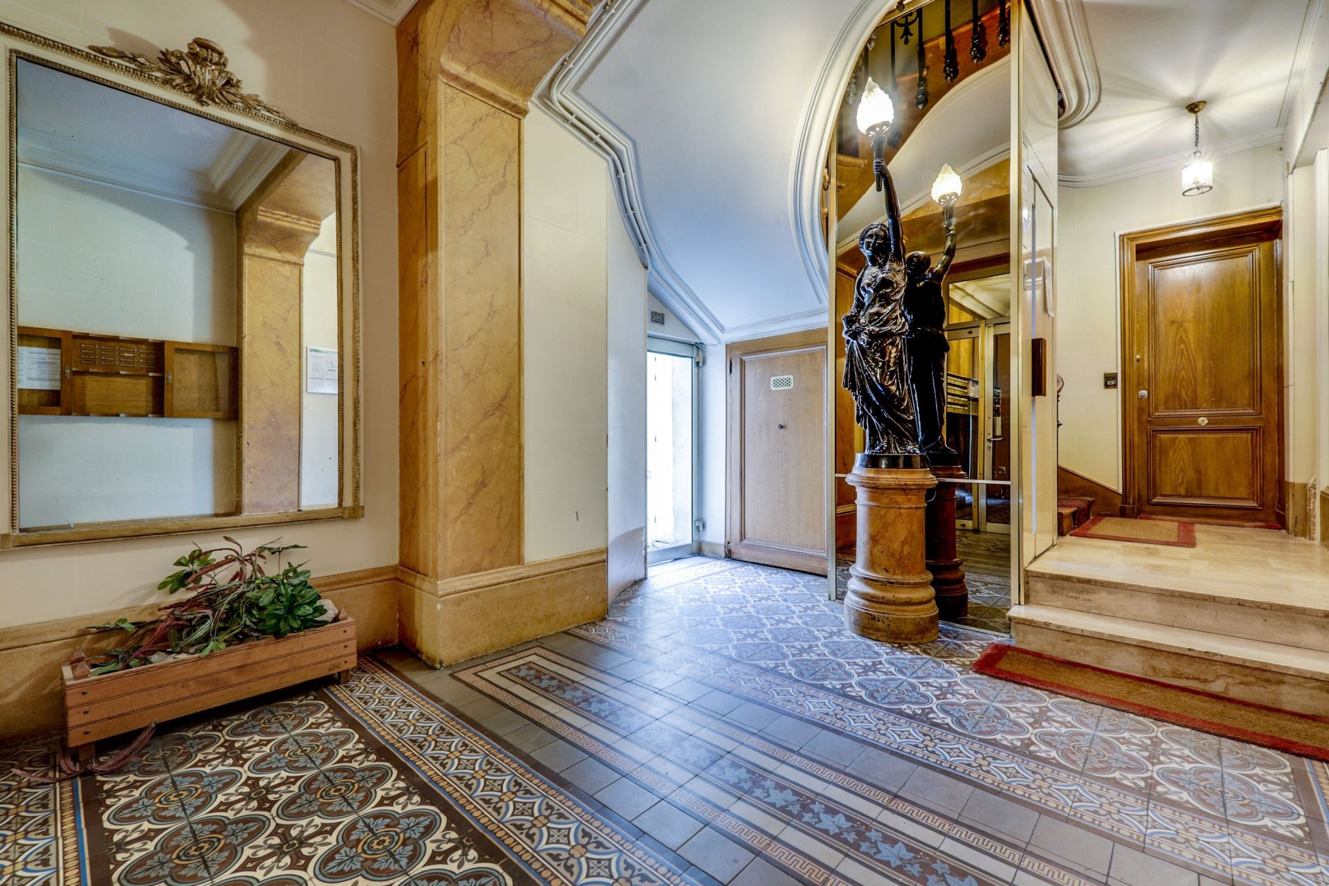 Vente Appartement 3&nbsp;Pièces 70&nbsp;m² Paris 11