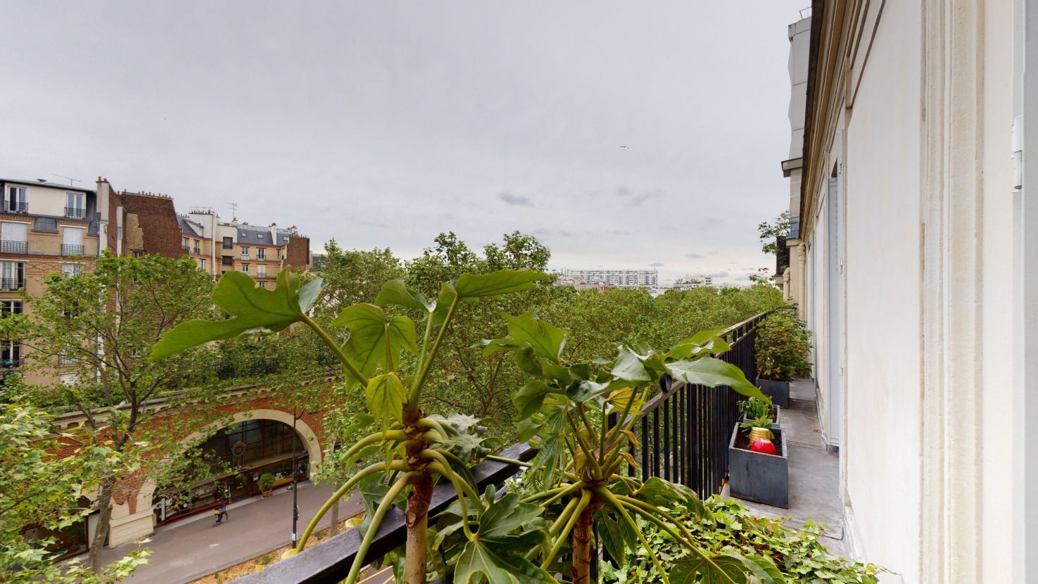 duplex 6 Pièces en vente sur PARIS (75012) - Plus de details