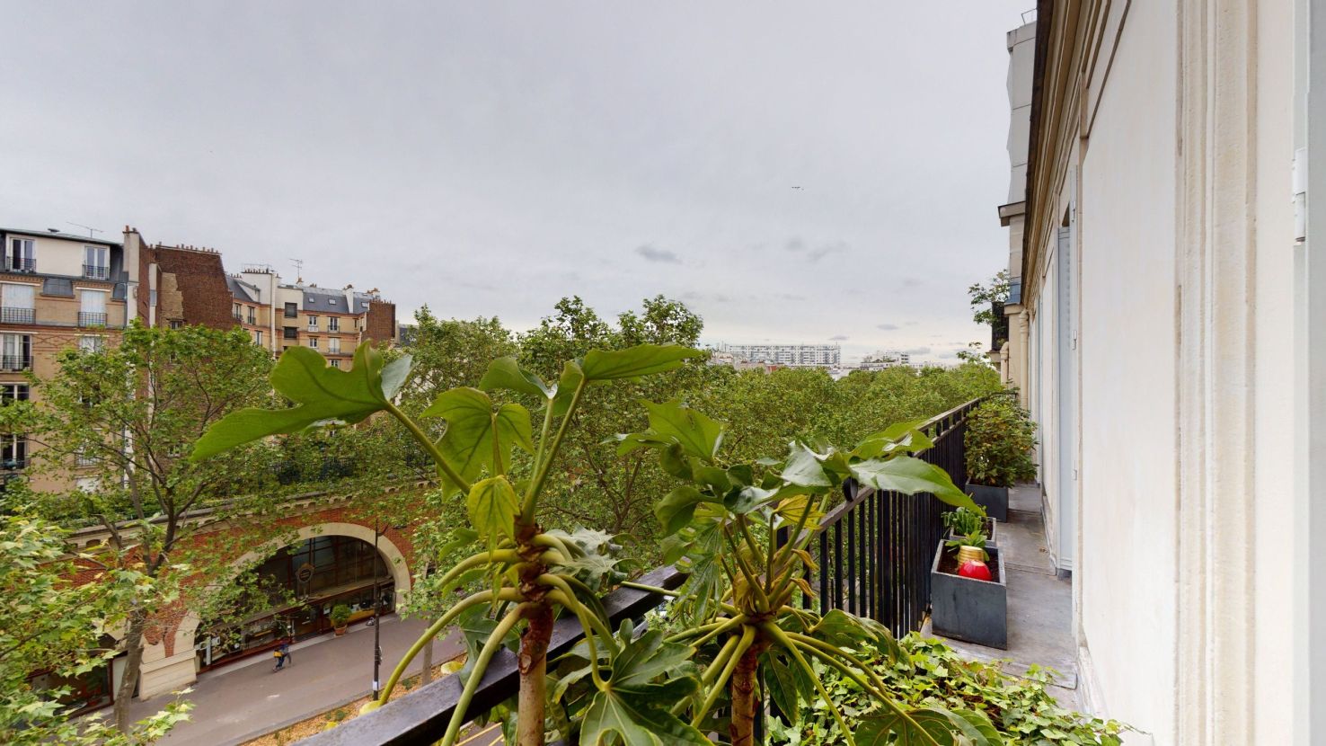 duplex 6 Pièces en vente sur PARIS (75012) - Plus de details