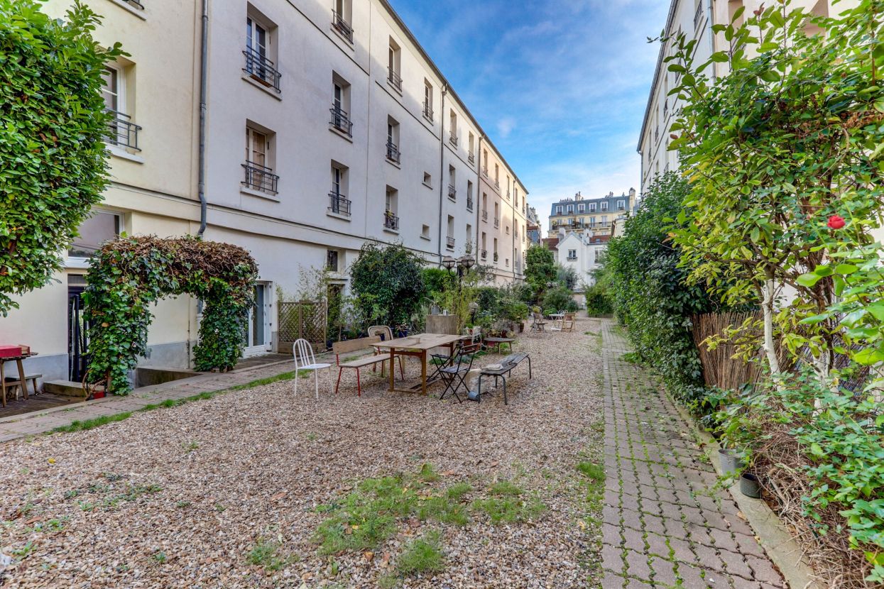 appartement 2 Pièces en vente sur PARIS (75010) - Plus de details