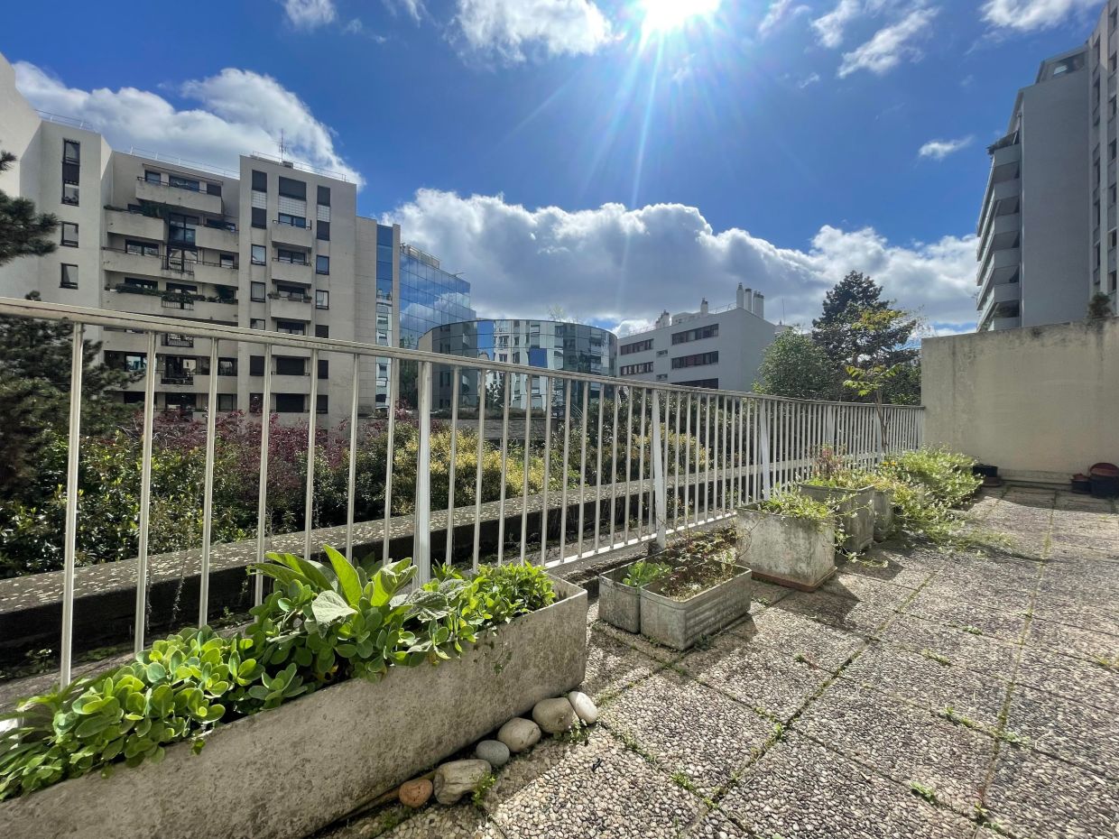 appartement 5 Pièces en vente sur PARIS (75012) - Plus de details