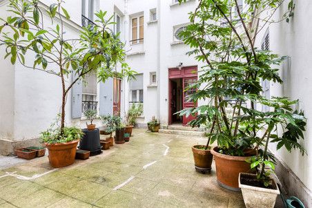 106 RUE LEMERCIER 75017